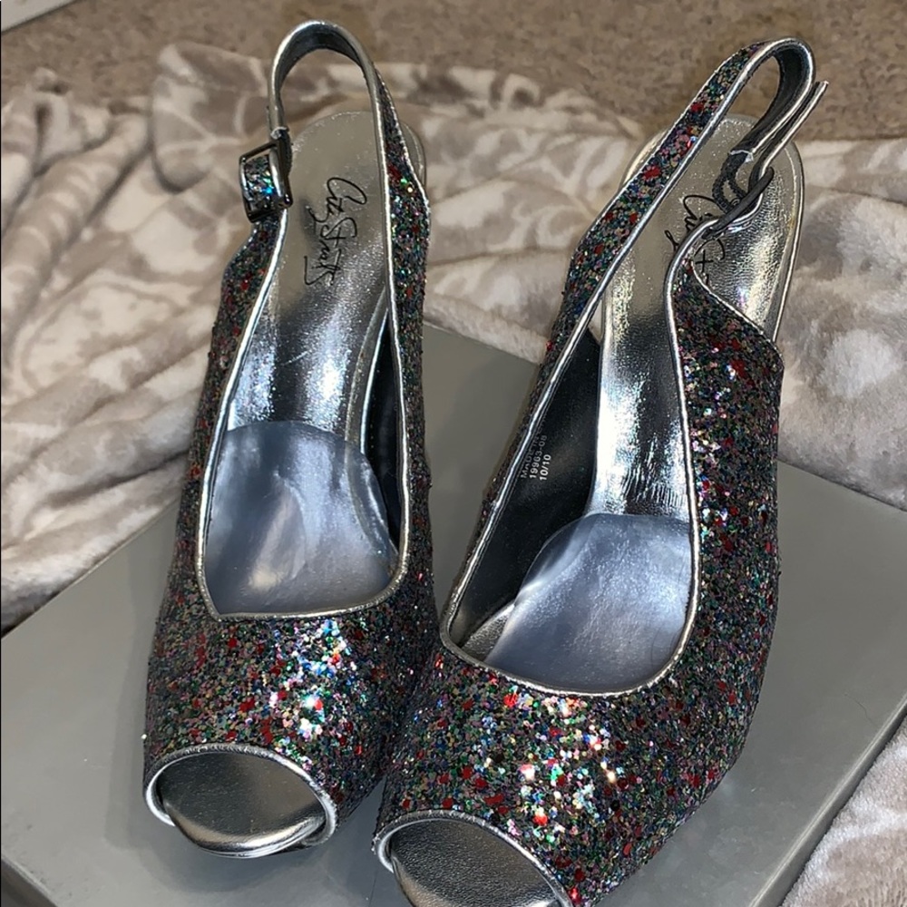 Rainbow sparkles for fancy fun!